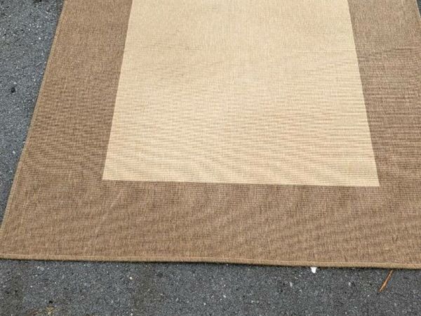 Rugs for sale in Co. Galway for €20 on DoneDeal