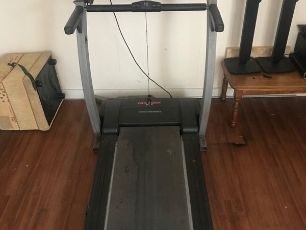 Pro form 600 treadmill incline for sale in Co. Cork for 90 on DoneDeal