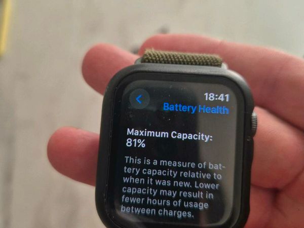 apple watch 7000 series 42mm charger 4 Accessories Components Ads For Sale in Ireland DoneDeal