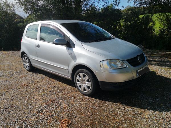 Volkswagen Fox Hatchback, Petrol, 2010, Silver