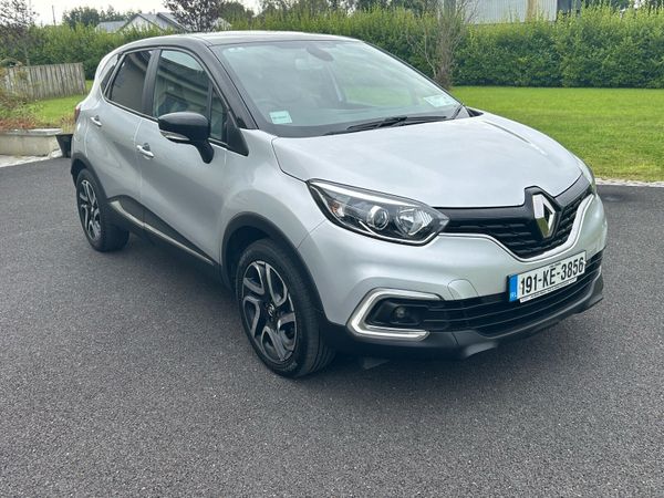 Renault Captur Hatchback, Diesel, 2019, Grey