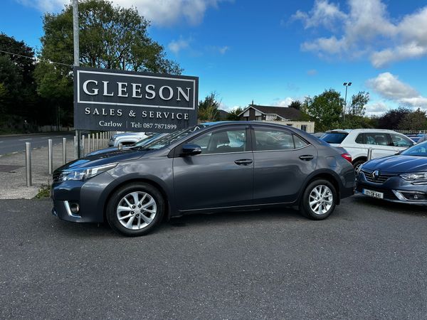 Toyota Corolla Saloon, Diesel, 2016, Grey