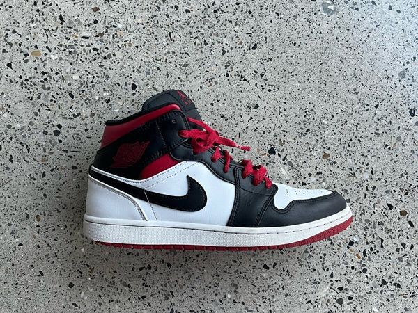 Jordan 1 lifestyle online