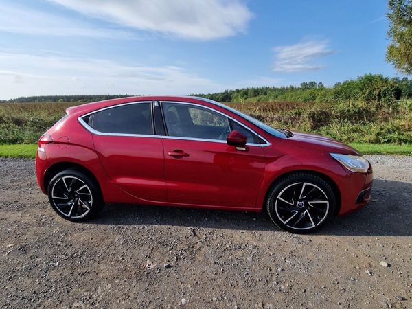 Citroen DS 4 Hatchback, Diesel, 2013, Red