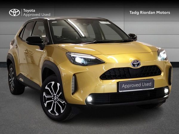 Toyota Yaris Cross Hatchback, Hybrid, 2022, Yellow