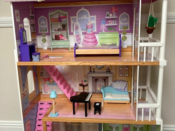 Early learning centre dolls house on sale