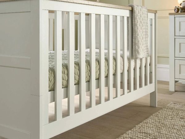 mamas and papas mia sleigh cot bed 30 All Sections Ads For Sale in Ireland DoneDeal