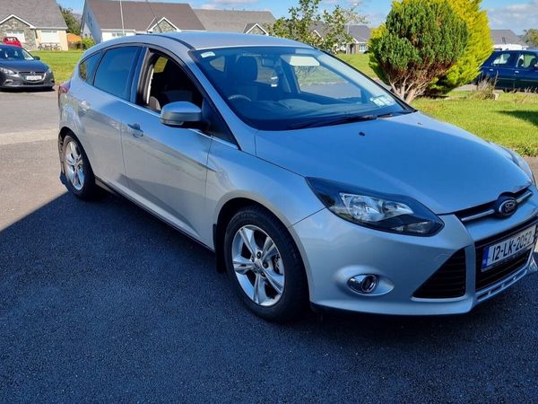 Ford Focus Hatchback, Diesel, 2012, Silver