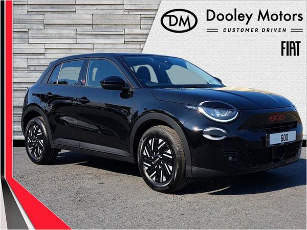 Fiat 600 Hatchback, Electric, 2025, Black