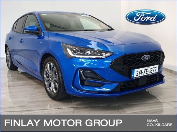 Ford Focus Hatchback, Petrol, 2024, Blue