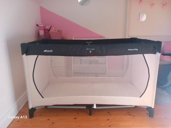 Hauck dream n play travel cot aldi best sale