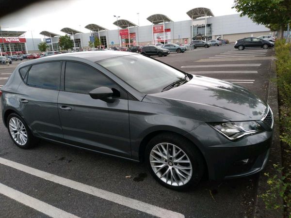 SEAT Leon Hatchback, Petrol, 2018, Grey