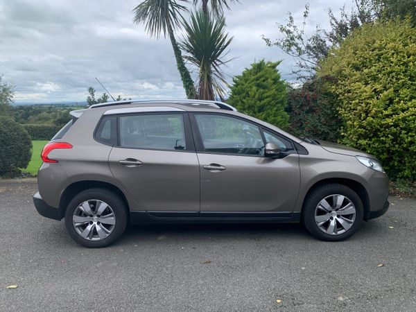 Peugeot 2008 SUV, Diesel, 2016, Grey