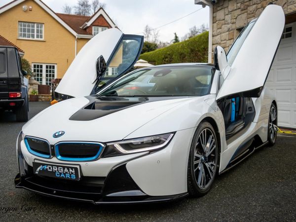 BMW i8 Coupe, Petrol Plug-in Hybrid, 2018, White