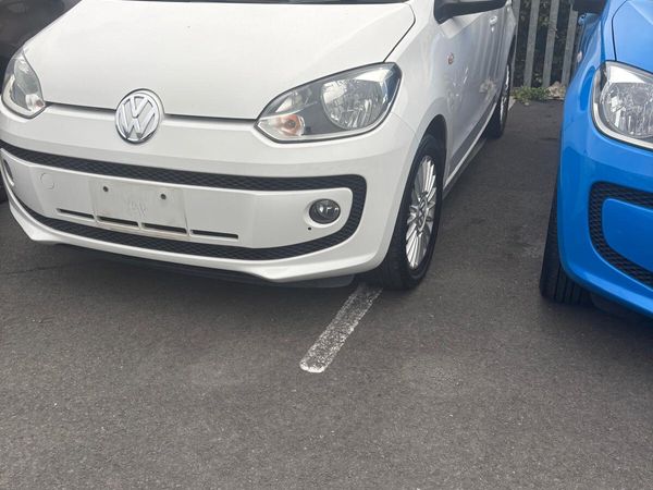 Volkswagen up! Hatchback, Petrol, 2014, White