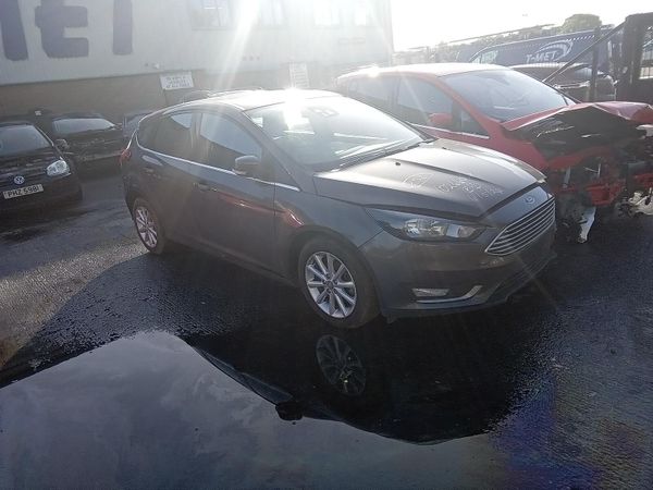 Ford Focus Hatchback, Diesel, 2016, Grey