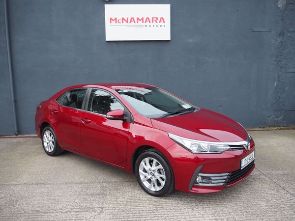 Toyota Corolla Saloon, Petrol, 2017, Red