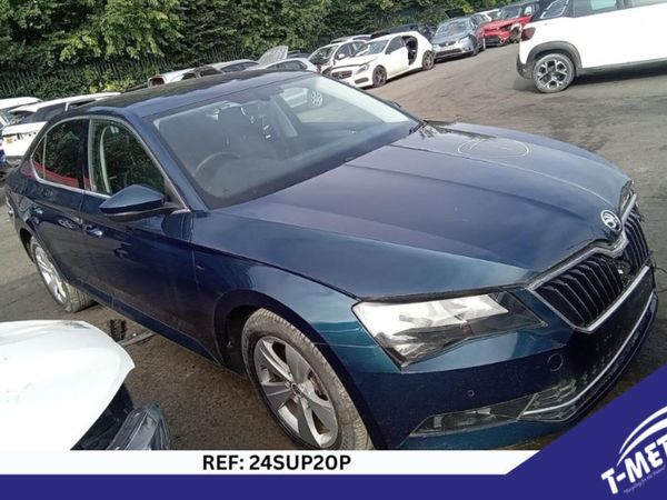 Skoda Superb Hatchback, Diesel, 2015, Blue