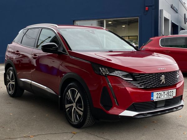 Peugeot 3008 MPV, Diesel, 2022, Red