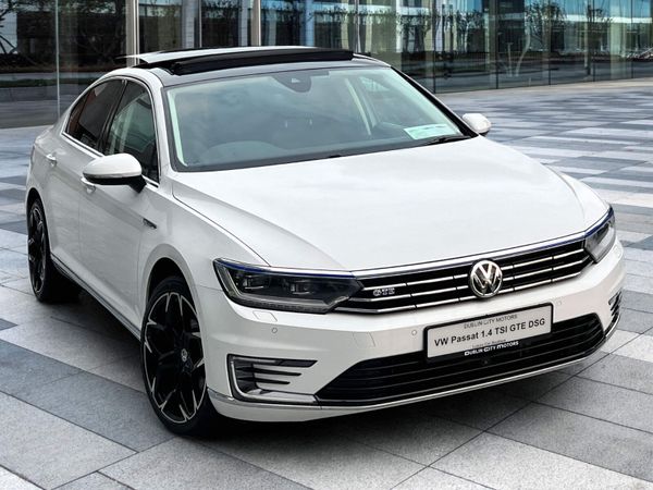 Volkswagen Passat Saloon, Petrol Plug-in Hybrid, 2018, White