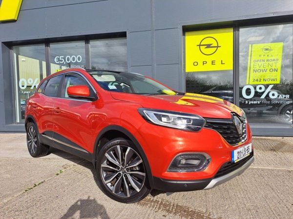 Renault Kadjar SUV, Diesel, 2021, Red