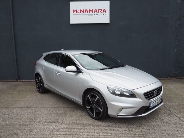 Volvo V40 Hatchback, Diesel, 2015, Silver