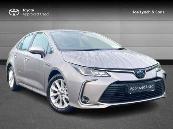 Toyota Corolla Saloon, Hybrid, 2021, 