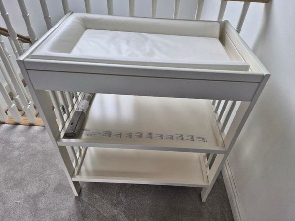 Baby elegance changing table on sale