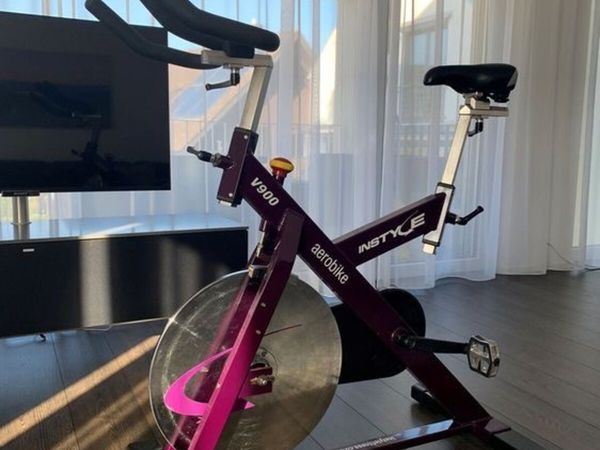 Instyle aerobike v900 hotsell