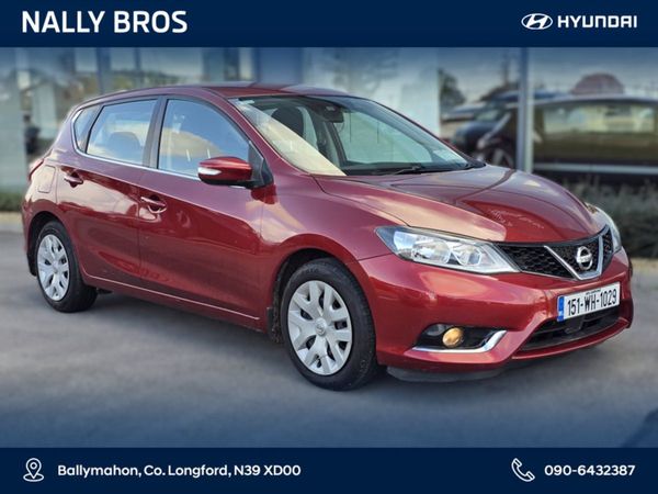 Nissan Pulsar Hatchback, Diesel, 2015, Red