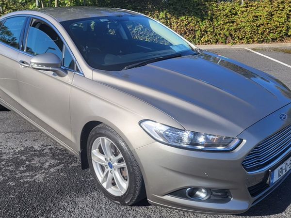 Ford Mondeo Hatchback, Diesel, 2018, Grey