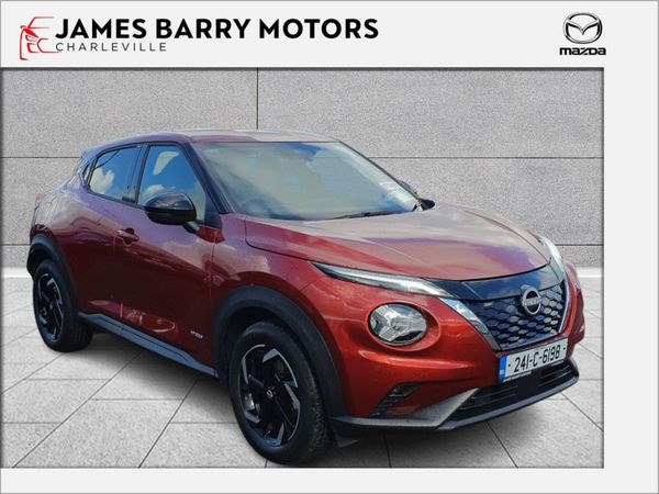 Nissan Juke SUV, Petrol Hybrid, 2024, Red