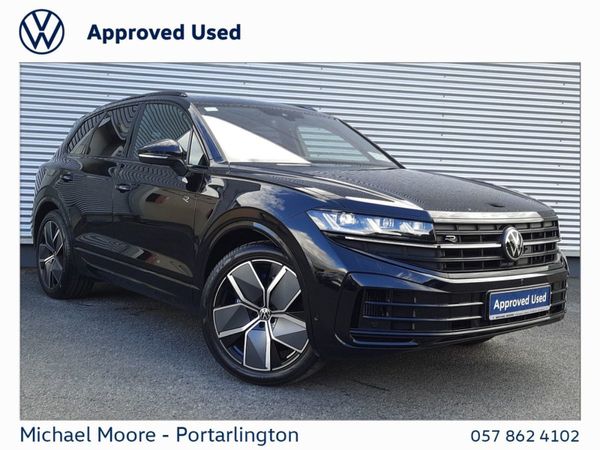 Volkswagen Touareg SUV, Petrol Plug-in Hybrid, 2024, Black