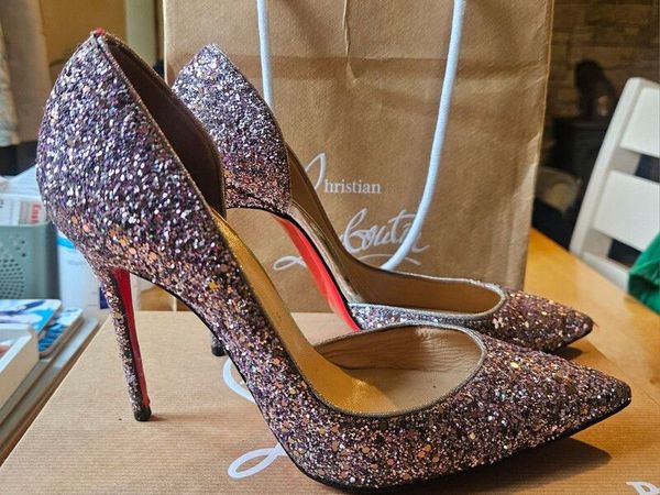 Ladies louboutin heels sale best sale