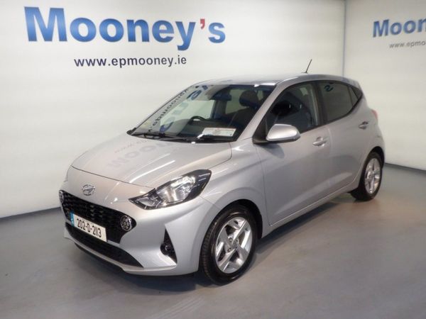 Hyundai i10 Hatchback, Petrol, 2020, Grey