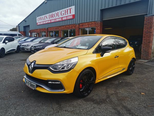 Renault Clio Hatchback, Petrol, 2014, Yellow