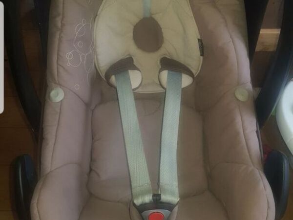 Maxi cosi pebble 2012 hotsell