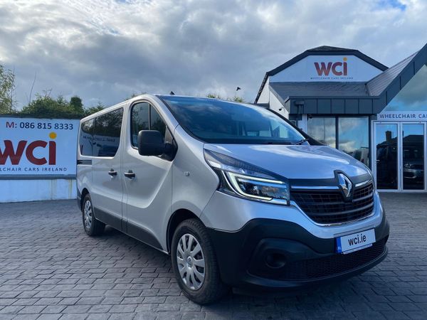 Renault Trafic MPV, Diesel, 2021, Silver