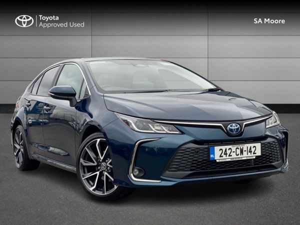 Toyota Corolla Saloon, Hybrid, 2024, 