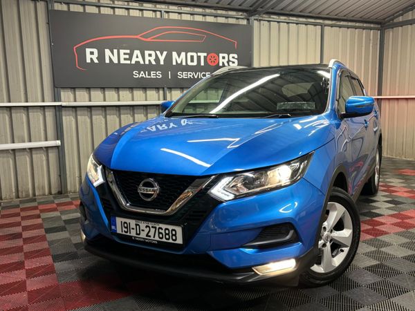 Nissan Qashqai MPV, Petrol, 2019, Blue