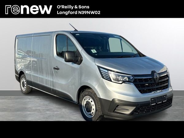 Renault Trafic MPV, Diesel, 2025, Silver