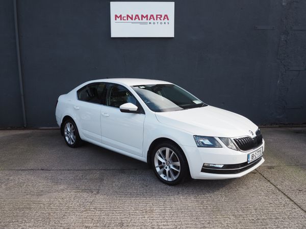 Skoda Octavia Saloon, Diesel, 2018, White