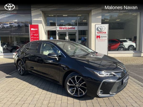 Toyota Corolla Saloon, Hybrid, 2021, Black