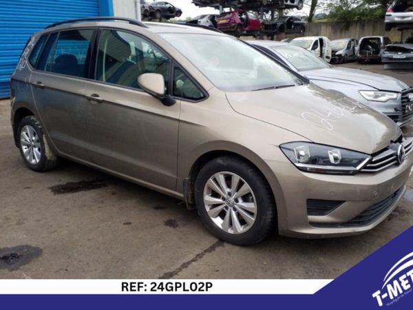 Volkswagen Golf MPV, Diesel, 2015, Gold