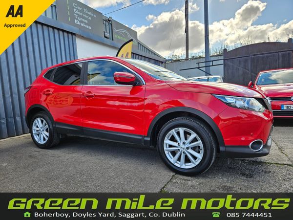 Nissan Qashqai SUV, Diesel, 2017, Red