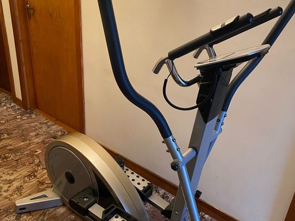 Bodygo cross trainer hot sale