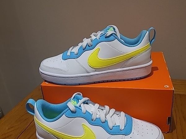 nike trainers girls size 2 119 All Sections Ads For Sale in Ireland DoneDeal