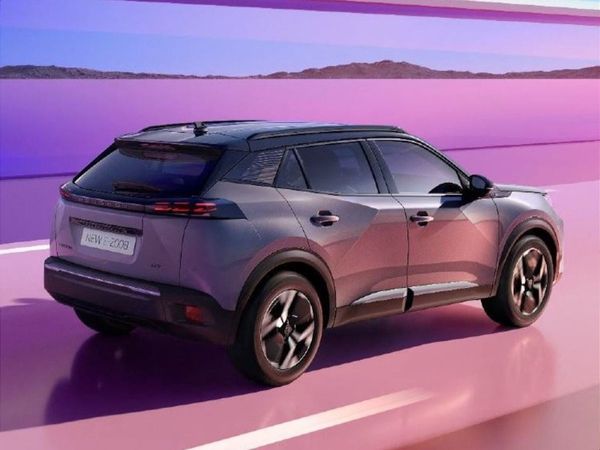 Peugeot 2008 SUV, Petrol Hybrid, 2025, 