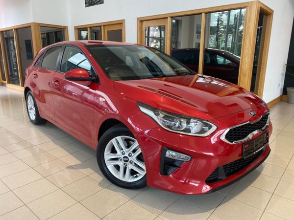 Kia Ceed Hatchback, Diesel Hybrid, 2021, Red