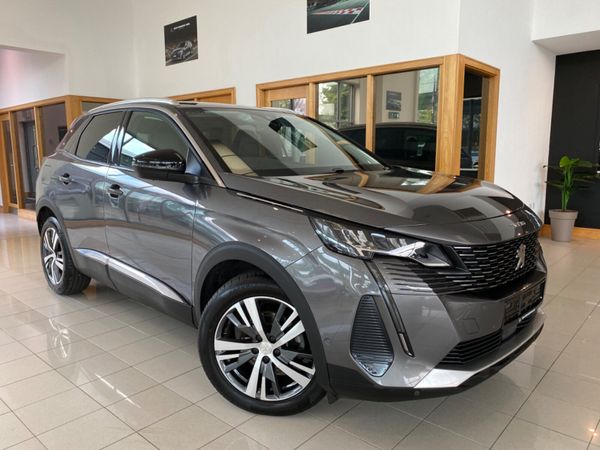 Peugeot 3008 MPV, Diesel, 2022, Grey